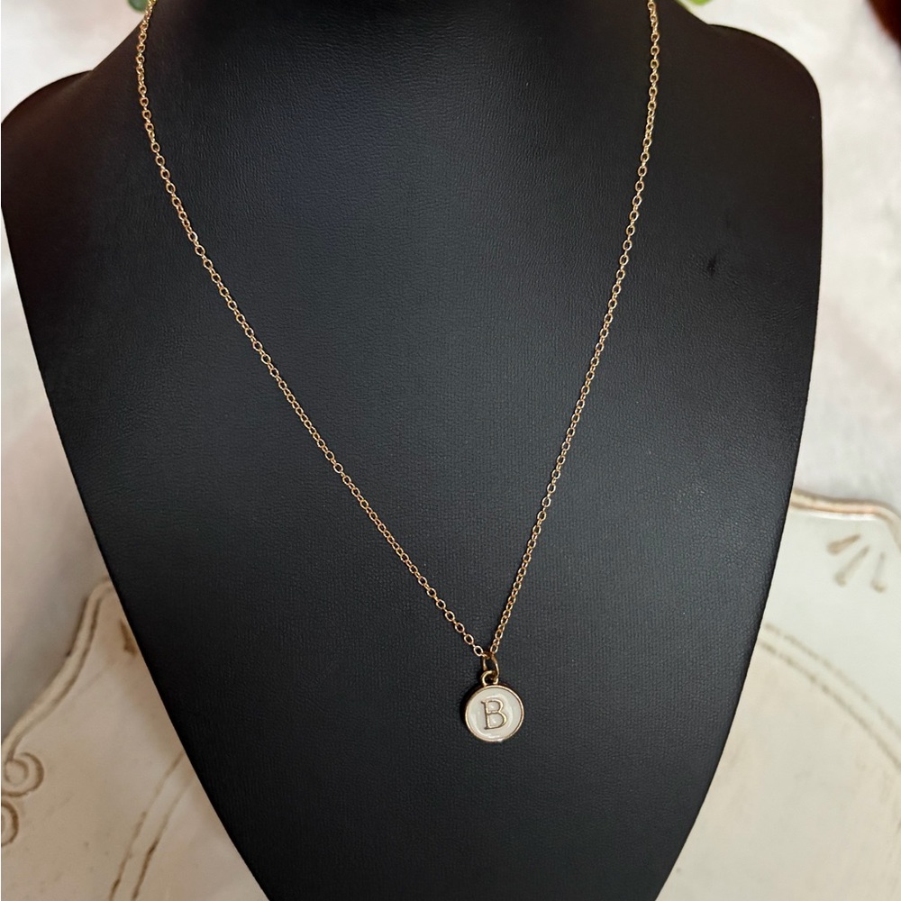 Fashion Gold Tone Initial B Pendant Necklace 16” new